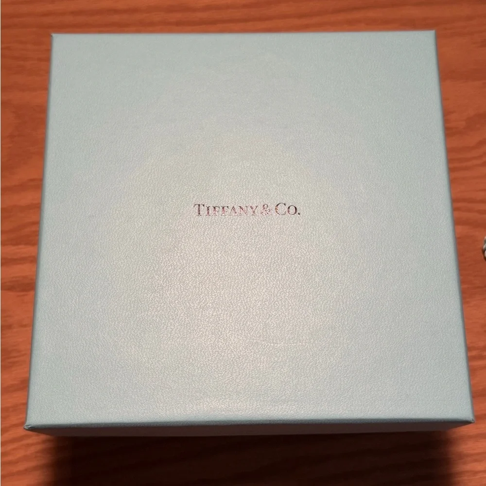 Tiffany & Co. Brushed brass Square table clock